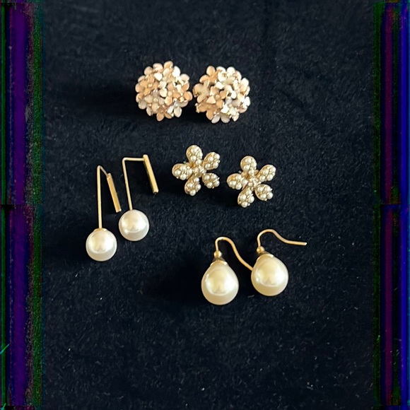 🔶Vintage bundle pearl earrings set - Picture 1 of 5